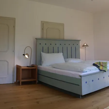 Golf Und Berglodge Velden Am Woerthersee *